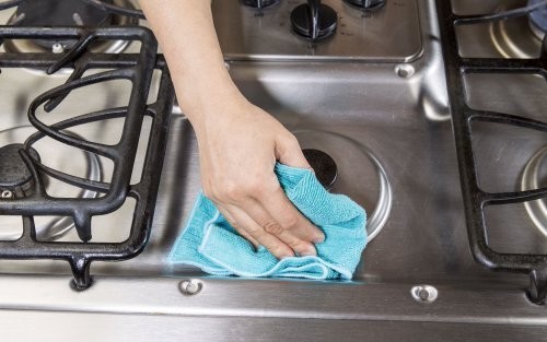 Come pulire l'acciaio inox